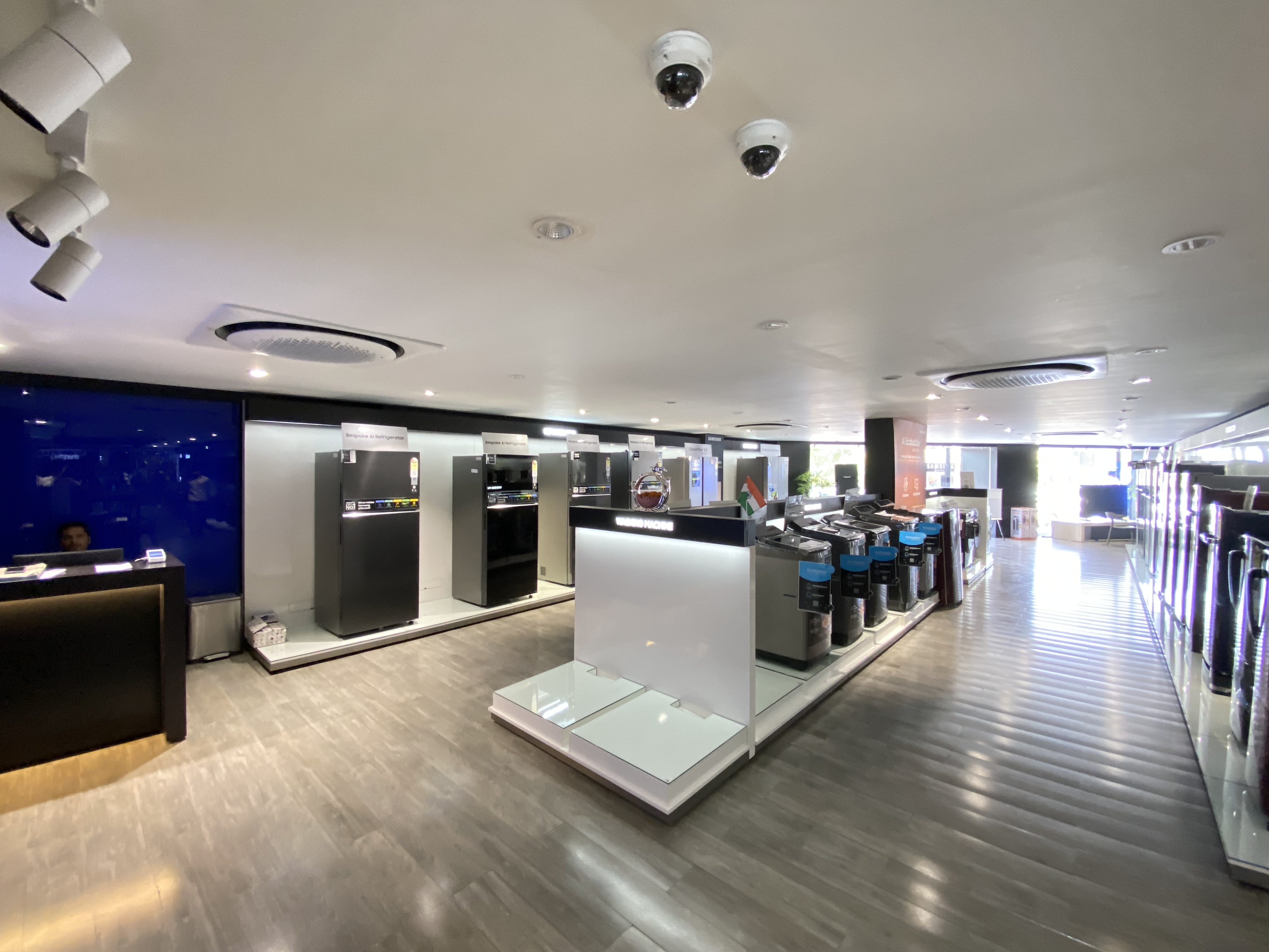 Samsung Storefront